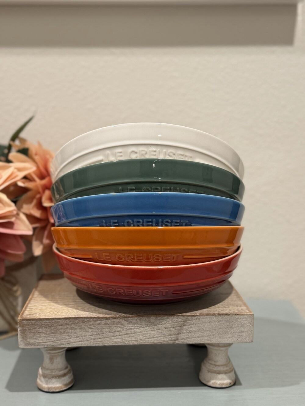 New Set of 5 Le Creuset Rainbow Stoneware Individual Pasta Serving Bowls 20cm